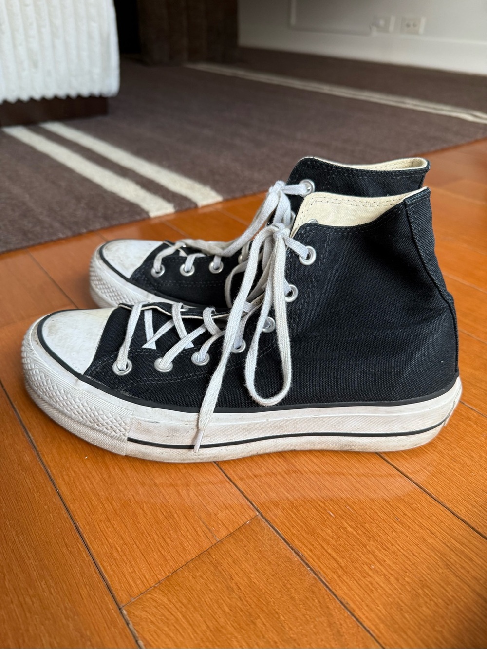 Converse Chuck Taylor All Star High-Top Platform Sneaker - Picture 10 of 15